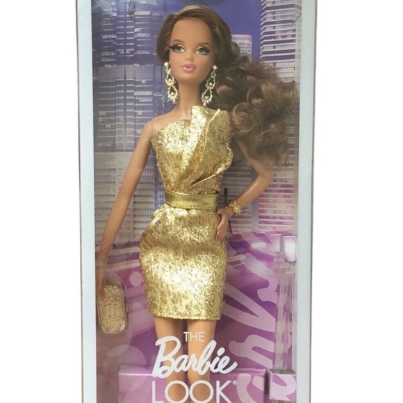 NIB GORGEOUS BARBIE LOOK‎ CITY SHINE BRUNETTE GOLD DRESS BLACK LABEL